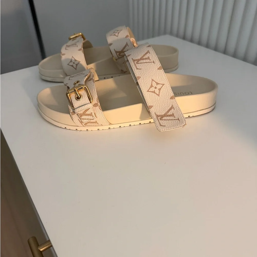 Louis Vuitton Bom Dia Flat Comfort Mule